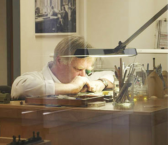 全程透明_重庆亨得利腕表维修服务中心 全程透明_重庆亨得利钟表维修服务中心